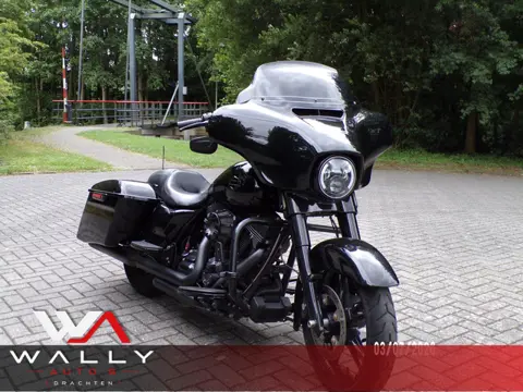 Harley Davidson 103 FLHXS Street Glide Special streetglide special