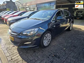 Opel Astra 1.4 Turbo Blitz | 2E EIGENAAR | 12MND GARANTIE | AIRCO | CRUISE | TREKHAAK | LMV