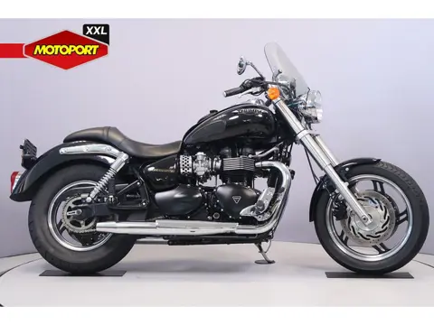 Triumph SPEEDMASTER (bj 2010)