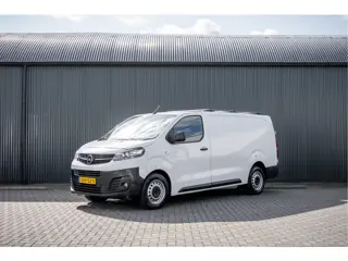 Opel Vivaro 1.5 | 3-Zits | 1e Eigenaar | Camera | Inrichting | Cruise | Airco | Trekhaak