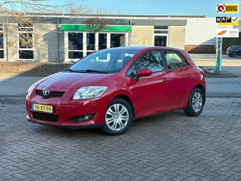 Toyota Auris 1.6-16V Sol