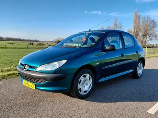 Peugeot 206 1.4 XR