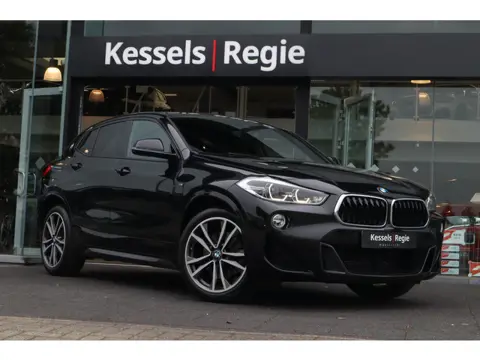 BMW X2 sDrive20i M-sport | M-seats | HuD | 19” | Camera | CarPlay |