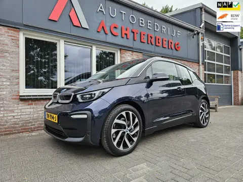 BMW I3 Basis iPerformance 94Ah 33 kWh LED! Camera! Nette Auto! NAP! Navigatie!!