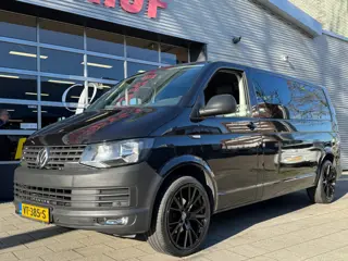 Volkswagen Transporter 2.0 TDI L2H2 Highline Dubbel Cabine - AUTOMAAT I Navigatie I Leer I Airco I P