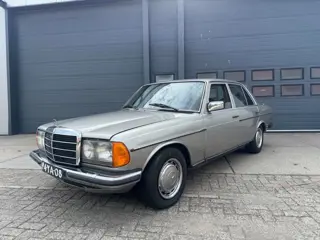 Mercedes-Benz 200-280 (W123) 280E