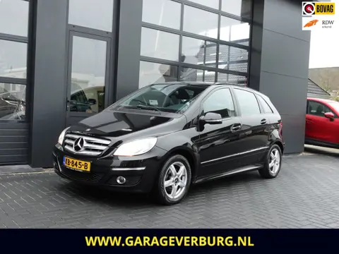 Mercedes-Benz B-klasse 200 (Airco,Trekhaak,Stoelverwarming,Lm velgen)