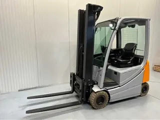 Still RX20-16P Triplex - Freelift - Sideshift (bj 2020)