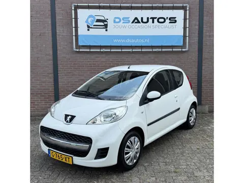 Peugeot 107 1.0-12V XR