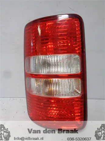 Volkswagen Caddy 2010-2015 Achterlicht links