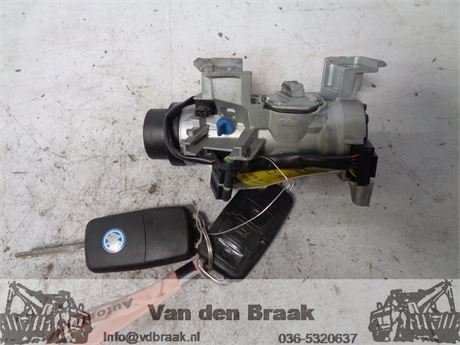 Volkswagen Golf 2003-2008 Contactslot