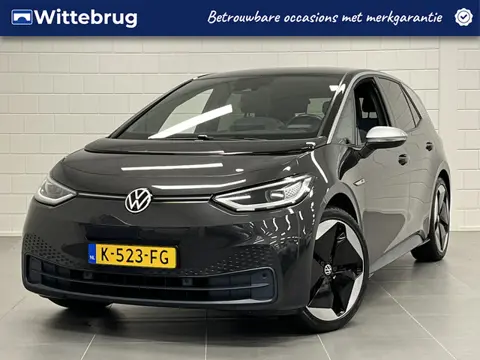 Volkswagen ID.3 First Max 58 kWh TREKHAAK AFNEEMBAAR | NAVIGATIE | ALL SEASON BANDEN | NETTE AUTO!