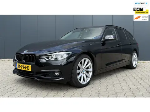 BMW 3-serie Touring 320i Centennial Executive Airco cruise trekhaak Nap