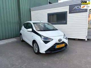 Toyota Aygo 1.0 VVT-i x-play limited 1E EIGENAAR - ACHTERUITCAMERA - AIRCO