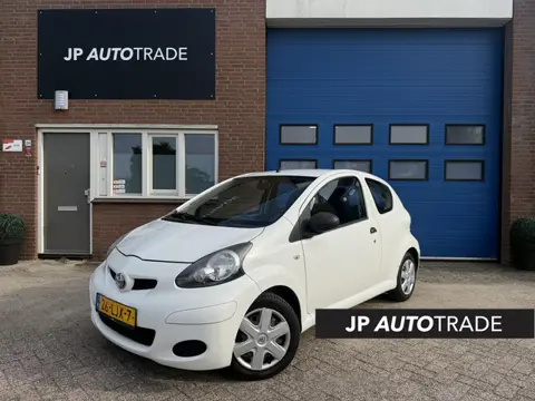 Toyota Aygo 1.0-12V Access | Nieuwe APK | Airco | 3-Drs |