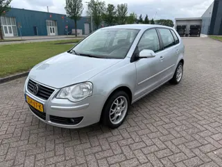 Volkswagen POLO 1.4-16V Edition