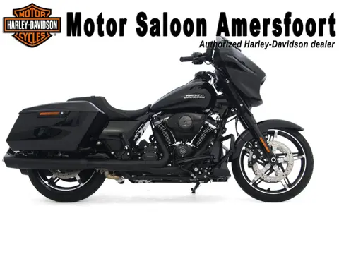 Harley-Davidson FLHX STREET GLIDE VAN 41.145 VOOR 39.645