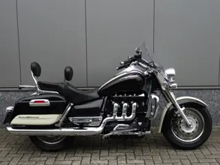 Triumph ROCKET III TOURING (bj 2008)