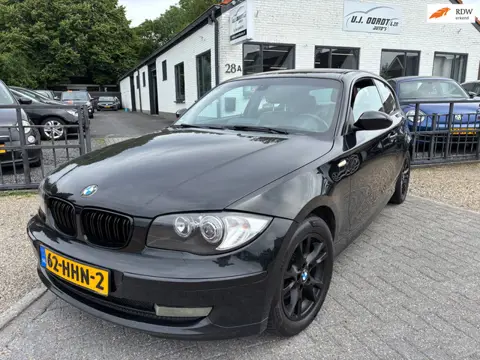 BMW 1-serie 120i Business Line schuifdak/leder/automaat!