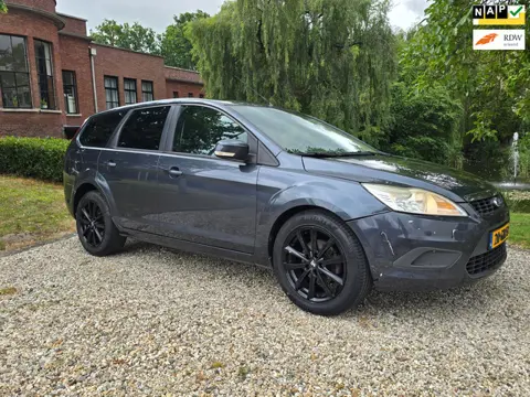 Ford Focus Wagon 1.6 Trend AIRCO/cruise *apk:07-2027*