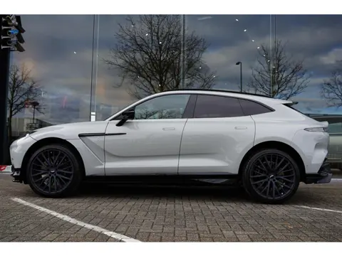 Aston Martin DBX 4.0 V8 707 GERESERVEERD