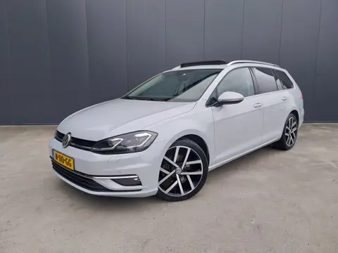 Volkswagen Golf Variant 1.4 TSI AUTOMAAT Highline PANO DAK VIRTUAL COCKPIT ADAPT CRUISE CAMERA MASSA