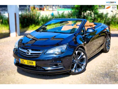 Opel CASCADA 1.6 Turbo Cosmo Stoelverkoeling/verwarming Clima PDC Camera Leer Navi