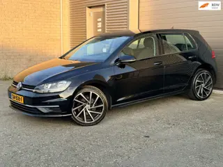 Volkswagen Golf 1.0 TSI DSG|CARPLAY