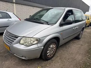 Chrysler Voyager 2.5 CRD SE Luxe 7 persoons Airco