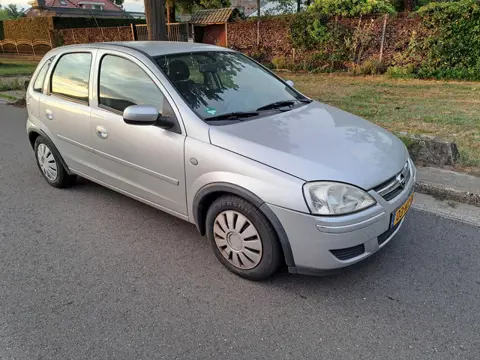 Opel Corsa 1.4-16V Enjoy *airco, 5deurs,elektr.pakket,inruil*
