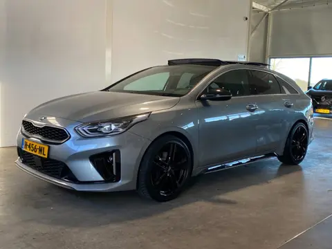 Kia ProCeed 1.4 T-GDI Automaat GT Pano Trekhaak NL-auto