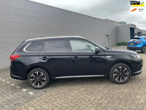Mitsubishi Outlander 2.0 PHEV Executive Edition Plug-in