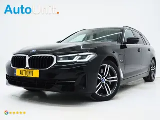 BMW 5 Serie Touring 530e | Leder | Trekhaak | Keyless | Camera | Sfeerlicht | Dodehoek | Cruise | Ca