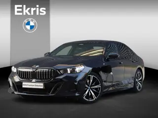 BMW 5-serie Sedan 530e | M Sportpakket | Panodak | Head-Up | Harman Kardon | Comfort Access | Stoelv