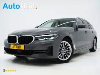 BMW 5 Serie Touring 520e | Leder | HUD | Adaptive Cruise | 360 | Dodehoek | Sfeerlicht | Stoelverwar