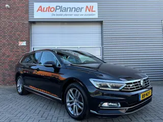 Volkswagen Passat 1.6 TDI Highline Business R! Navi! Virtual!