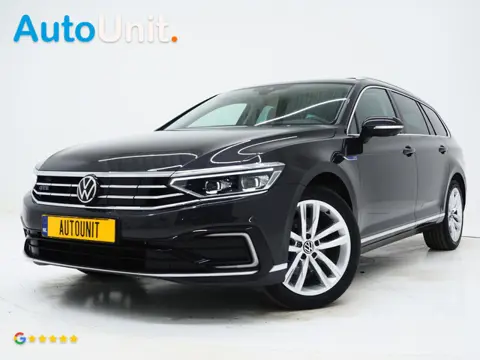Volkswagen Passat Variant 1.4 TSI PHEV GTE | Panoramadak | Leder/Alcantara | Trekhaak | Massage | 36