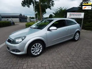 Opel Astra GTC 1.8 Business