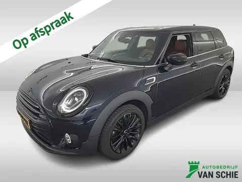 MINI Clubman 1.5 Cooper John Cooper Works 1e-Eig. & Dealer-Onderh. BOVAG-Garantie. NL-Auto.