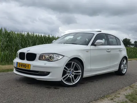 BMW 1-serie 116i Bns Line UEd. (bj 2011, automaat)