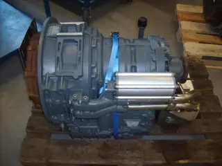 Mercedes-Benz ZF 5HP502C