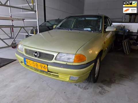Opel Astra 1.6i Sprint *apk:07-2027*