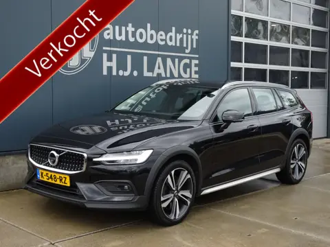 Volvo V60 Cross Country 2.0 B5 AWD Ultimate (bj 2021)
