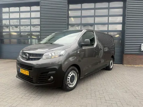 Opel Vivaro 2.0 CDTI L2H1 Edition Automaat PDC Camera Dubbele schuifdeur