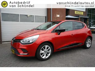 Renault Clio 0.9 TCE LIMITED LUXE 5 DEURS NAVI ECC AIRCO CRUISECONTROL KEYLESS PRIVACYGLAS PARKEERSE
