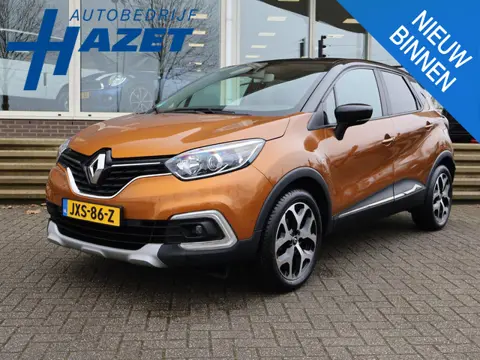 Renault Captur 0.9 TCe LIMITED + STOELVERW. | DAB | NAVIGATIE | CRUISE | 17 INCH | ZWART DAK | PRIVA