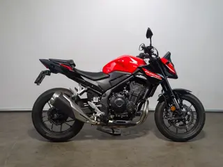 Honda CB 500 HORNET (bj 2025)