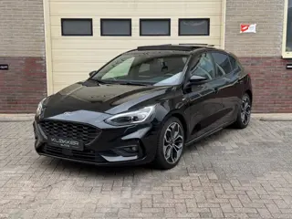 Ford Focus 1.5 ST-Line B&O Pano Line assist Dodehoekdetectie Stoel -/ stuur verw.