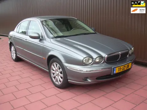 Jaguar X-type 2.5 V6