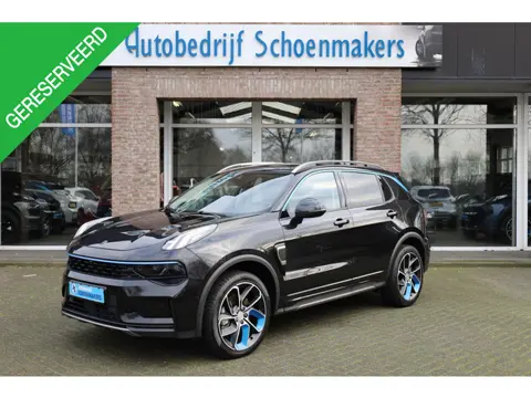 Lynk & Co 01 1.5 261PK! +6.6Kwh LADEN! 360-CAMERA PANO/SCHUIF INFINITY DAB NAVI CARPLAY STOELVERWARM